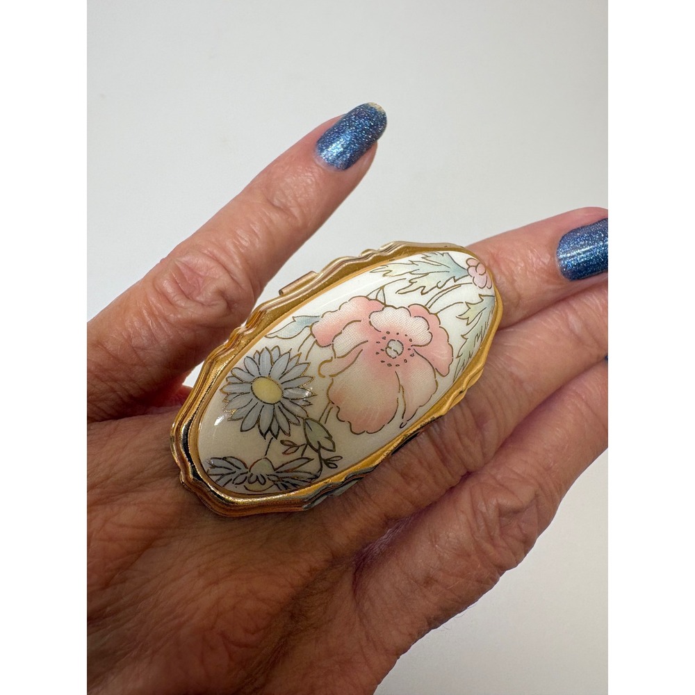 Vintage Gold Tone Floral Enamel Oval Statement Cocktail Ring Size Pink Blue